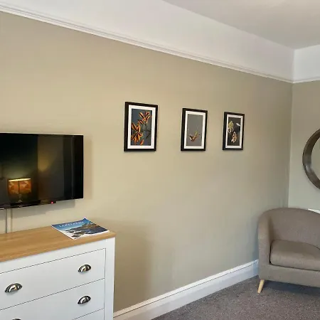 Panzió Lacet House 4*