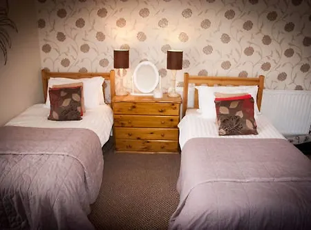 Lacet House לינה וארוחת בוקר אמבלסייד